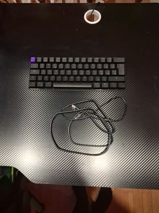 Teclado Gaming Negro y Morado