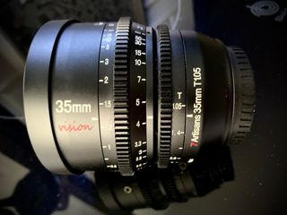 Objetivo Cine 7 Artisans 35mm T1.05