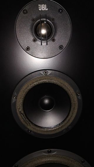 Altavoces JBL XTI 100