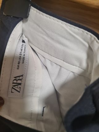 Pantalón de vestir Zara Talla 40. Nuevo 
