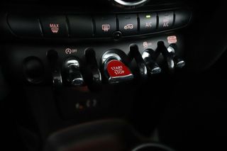 MINI Cooper Cooper S