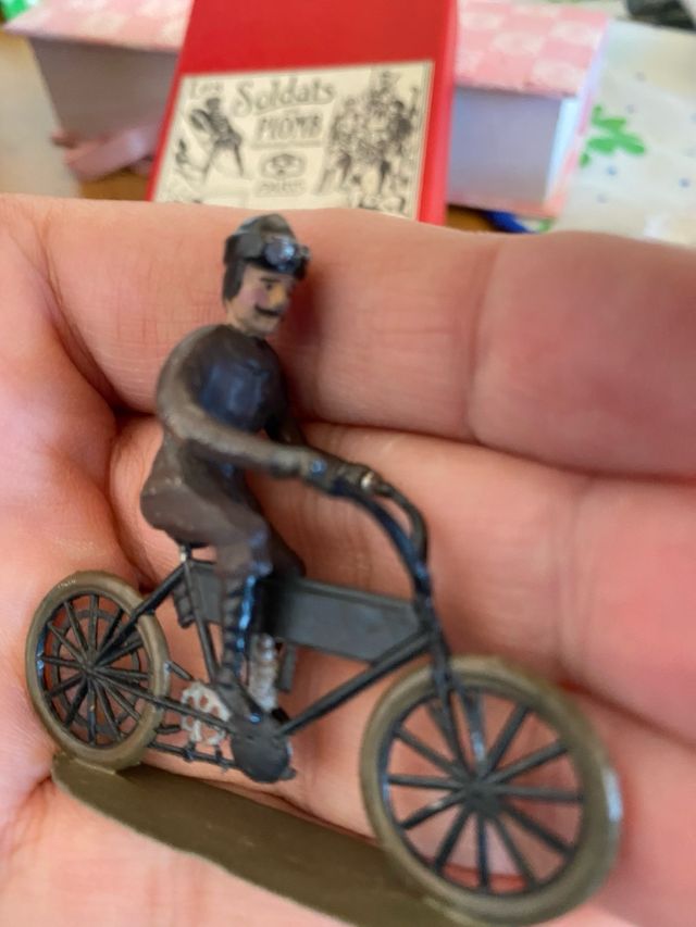 2 Soldados de Plomo Franceses Vintage