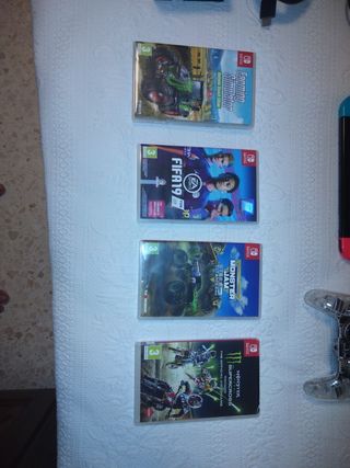 Nintendo Switch con juegos y mando extra