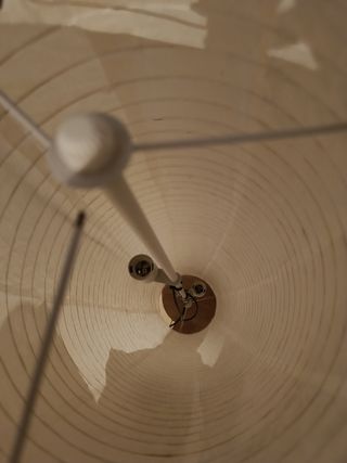 Lámpara de pie de papel beige