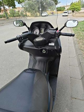 YAMAHA TMAX 500