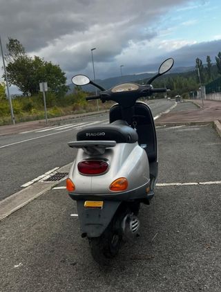 Piaggio Vespa ET2 50cc Plata