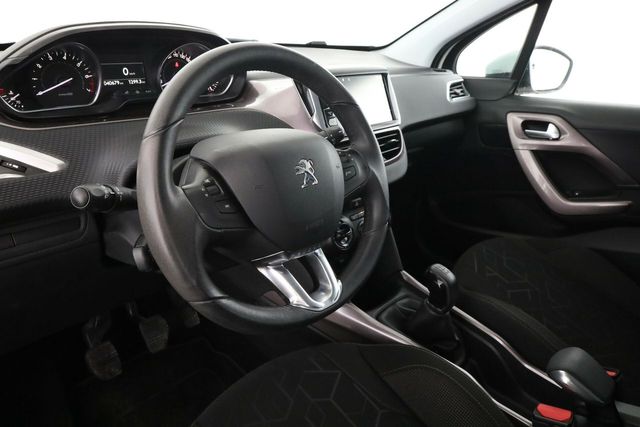 Peugeot 2008 1.2 VTi Active
