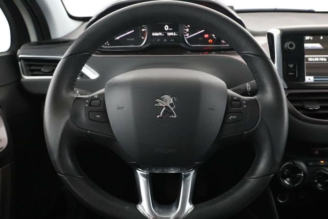Peugeot 2008 1.2 VTi Active