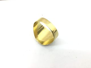 sello oro 18k con piedra con circonita