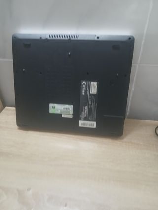 Adaptador de corriente negro