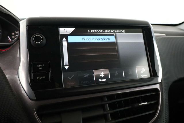Peugeot 2008 1.2 VTi Active