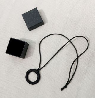 Collana Cerchio Magico Amuleto Portafortuna Nero