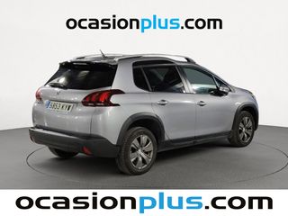 Peugeot 2008 BlueHDi 100 Signature 73 kW (100 CV)
