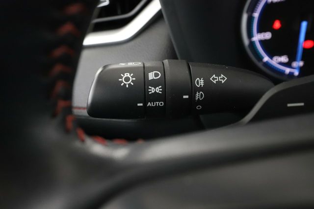Suzuki Across 2.5 Plug-in Hybrid GLX E-Four