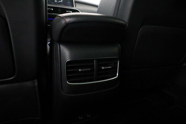 MG eHS 1.5 T-GDI Plug-in Hybrid Luxury