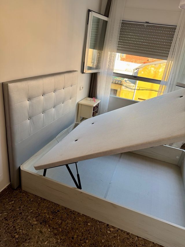 Canapé blanco 150x190+ cabezal | NUEVO