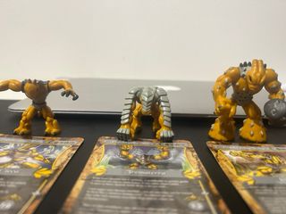 Gormiti Personaggi e Carte (trattabile)