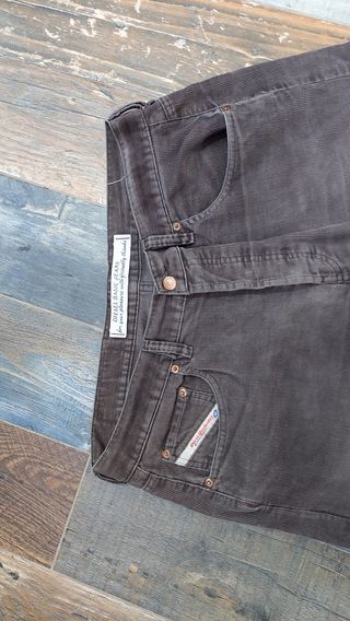 Pantalones de pana Diesel marrones