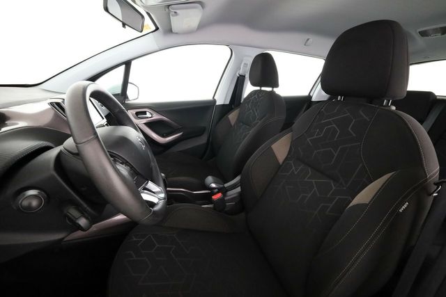 Peugeot 2008 1.2 VTi Active