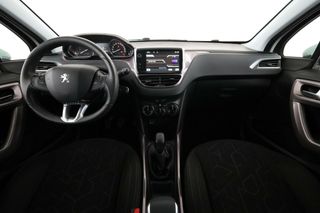 Peugeot 2008 1.2 VTi Active