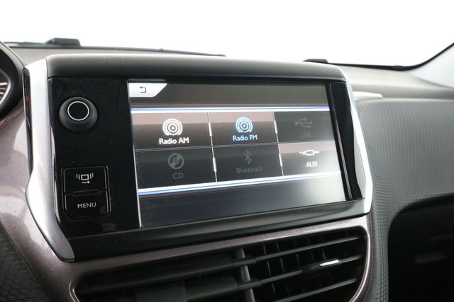 Peugeot 2008 1.2 VTi Active