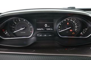 Peugeot 2008 1.2 VTi Active