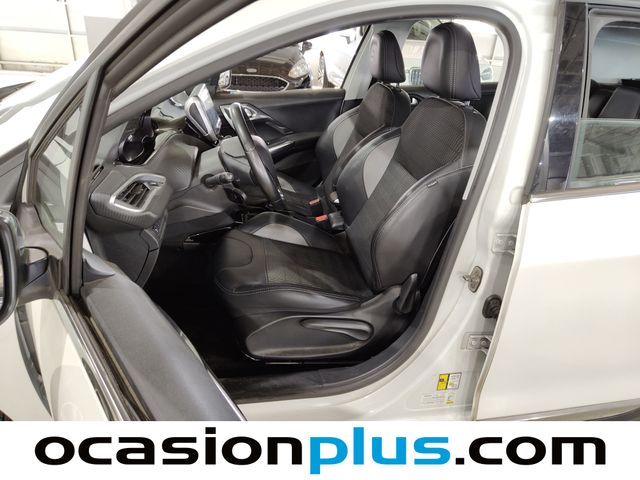 Peugeot 2008 BlueHDi 100 Allure 74 kW (100 CV)