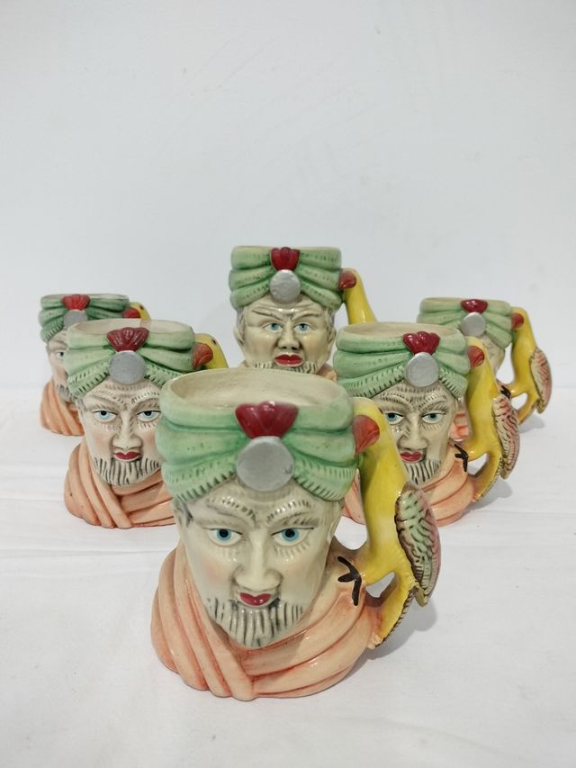 Juego de jarra y vasos