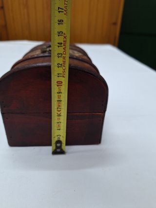 Caaja tipo Cofre de madera con cierre y asa de met