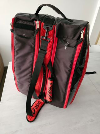 Paletero Asics Negro y Rojo