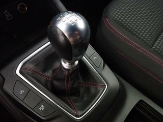 Ford Kuga 1.5T EcoBoost 110kW (150CV) ST-Line