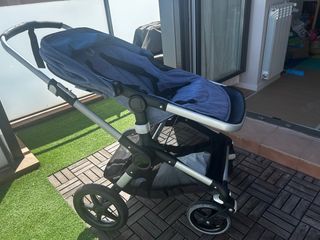 Bugaboo Fox 2 con todos los accesorios 