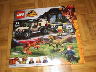 LEGO 76951 Jurassic World Pyroraptor & Dilophosaur
