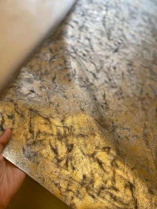 Maderas de antarba y mesa de madera