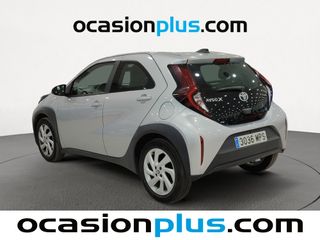 Toyota Aygo X Cross 1.0 VVT-I Play 53 kW (72 CV)