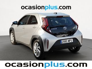 Toyota Aygo X Cross 1.0 VVT-I Play 53 kW (72 CV)