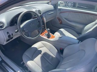 Mercedes-Benz  CLK 2002