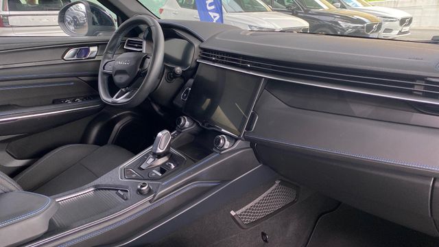 LINK & CO 01 todoterreno 1.5 PHEV 6.6KW 5P
