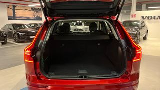 VOLVO XC60 2.0 T6 RECHARGE CORE AUTO 4WD 350 5P