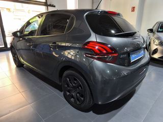 Peugeot 208 2017