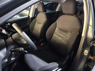 Peugeot 208 2017