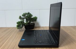Dell Latitude E5450 (ii5 8GB 256GB) FHD 1920x1080
