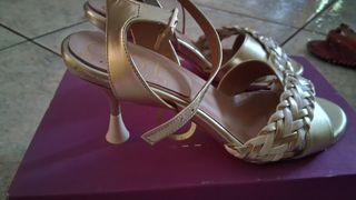 Sandali OVye donna oro e bianche