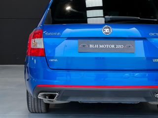 SKODA Octavia Combi 2.0 TSI RS