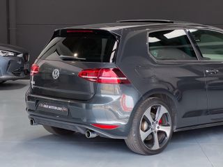 VOLKSWAGEN Golf GTI 2.0 TSI 220CV DSG BMT