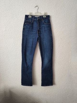 Pantalón vaquero recto Zara Talla XS