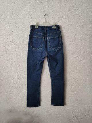 Pantalón vaquero recto Zara Talla XS