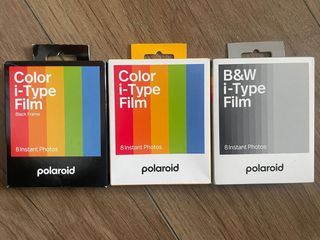 Carretes Polaroid i-Type Color w/b frame y B&W