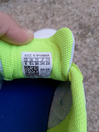 Zapatillas Adidas Blancas y Azules