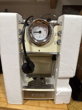 Cafetera Evvo Intensa Retro
